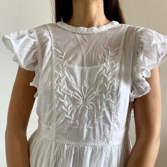 Banana Republic | White embroidered ruffle mini dress with slip | Size S - Picture 2 of 6